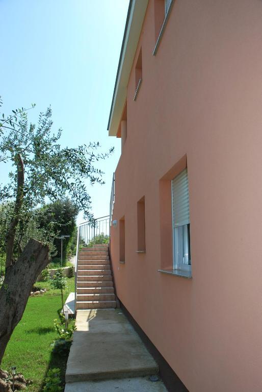 Apartments Luna Sukošan Quarto foto