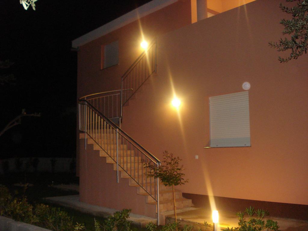 Apartments Luna Sukošan Exterior foto